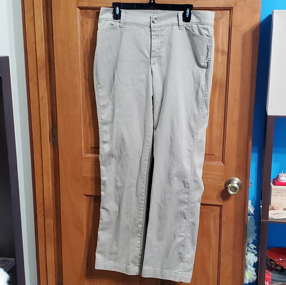 Riders By Lee Khakis Size 36